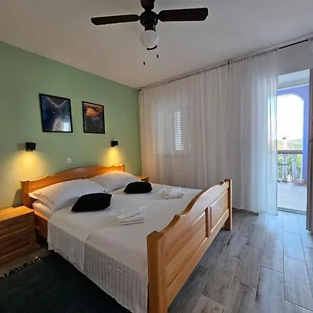 Apartment Lila *